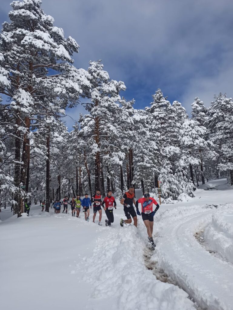 La III Muñalba Trail Xtrem 2023 contó con más de 400 corredores y una notable muestra de solidaridad con la lucha contra la Esclerosis.