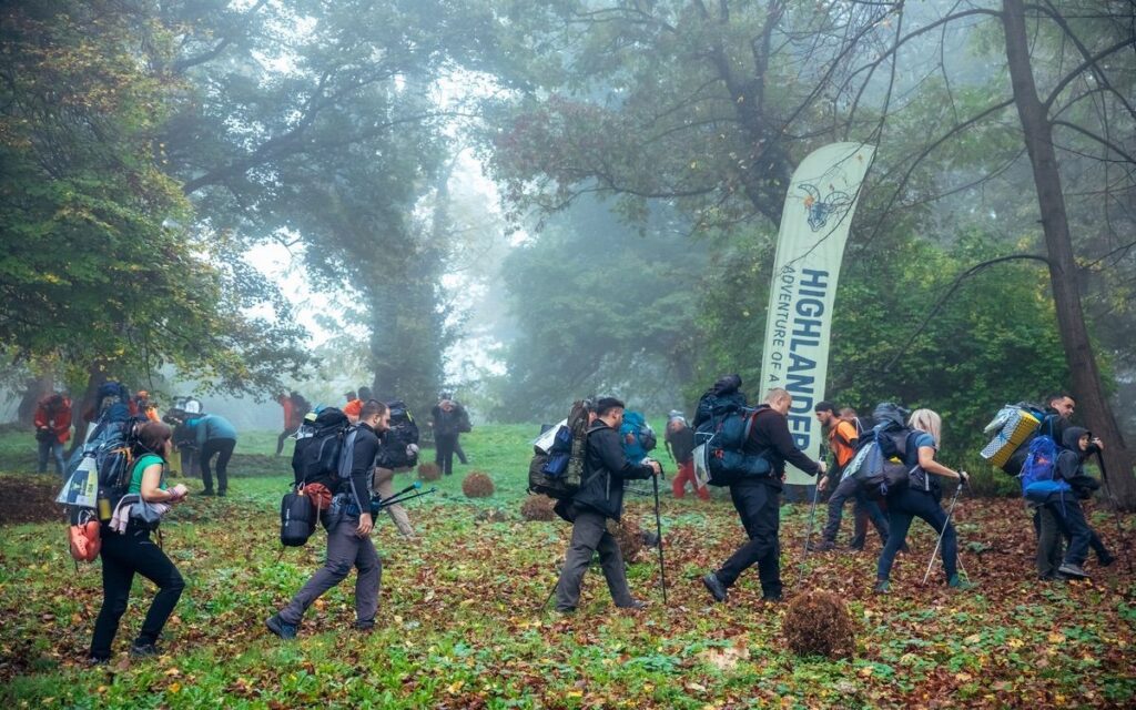 HIGHLANDER es una experiencia única que combina la aventura, la naturaleza y la conciencia ambiental en un solo evento.