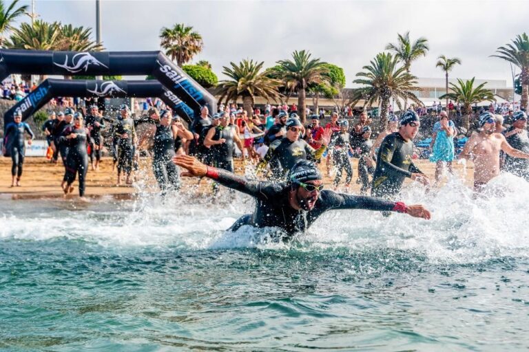 En la VII Sailfish Open Water Lanzarote 2023 Kennedy Hope revalidó su título como campeona y Joan Macario fue el más rápido en su categoría.