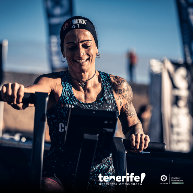 Tenerife, reconocida por sus playas de arena volcánica y majestuosos terrenos montañosos, será el escenario de la Spartan Race Tenerife 2023.