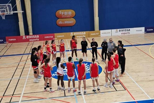 En la jornada final, la selección española U16F se proclamó campeona del I Torneo Internacional U16 de Baloncesto Femenino en Ibiza.