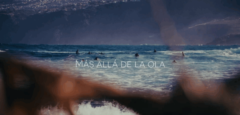 El proyecto Surfing With Me, desarrollado por Moving y producido por Kikazaru, propone una forma distinta de mirar el activismo ambiental.