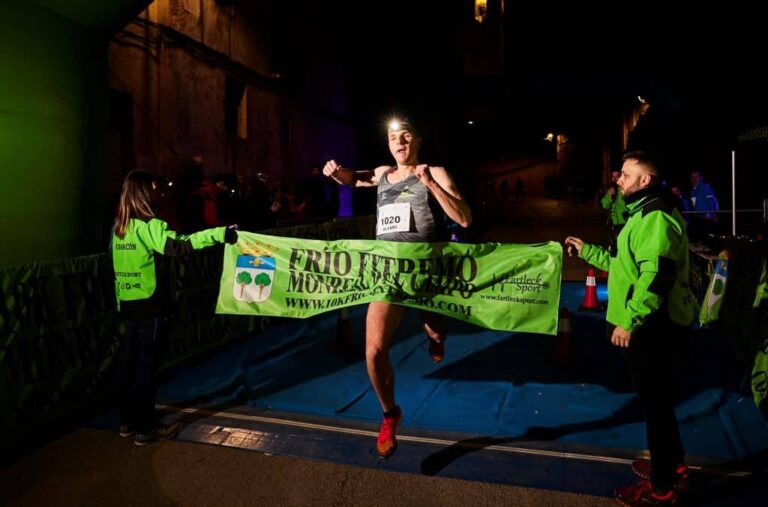 Hay tradiciones que se sienten en la piel... y otras en los huesos. La 10K y 5K Frío Extremo de Monreal del Campo es de las segundas