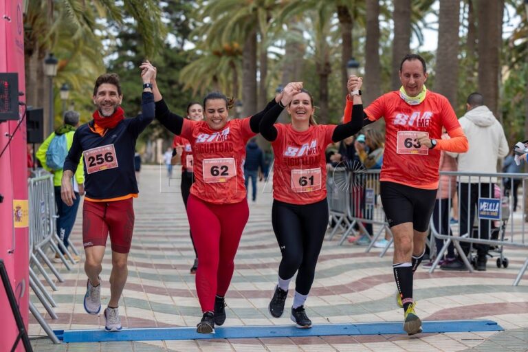 La Ciudad Autónoma de Melilla vuelve a llenar de energía el Parque Hernández con la X Carrera de la Mujer Melilla 2026.